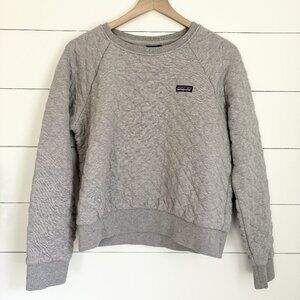 Patagonia grey quilted crew neck sweatshirt top Size Medium